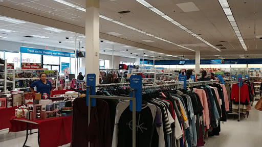 Clothing Store «Ross Dress for Less», reviews and photos, 13510 Whittier Blvd, Whittier, CA 90605, USA
