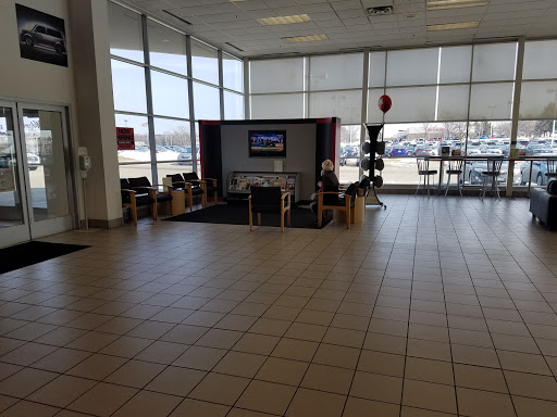 Car Repair and Maintenance «Burnsville Toyota Service & Parts», reviews and photos, 14800 Burnhaven Dr, Burnsville, MN 55306, USA