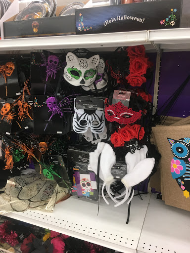 Discount Store «99 Cents Only Stores», reviews and photos, 2180 Harbor Blvd, Costa Mesa, CA 92627, USA