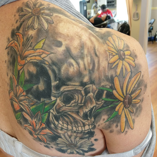 Tattoo Shop «All Towns Tattoo & Gallery LLC», reviews and photos, 241 Old Bridge Turnpike, East Brunswick, NJ 08816, USA