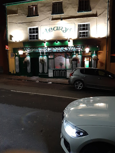 Cleary’s Irish music Bar