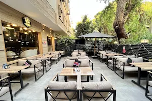 La Kurdi Restaurant & Cafe image