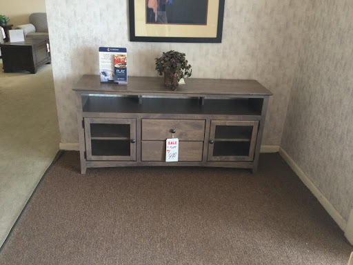 Mattress Store «Nicholls Furniture Showcase», reviews and photos, 985 S Prospect St, Marion, OH 43302, USA