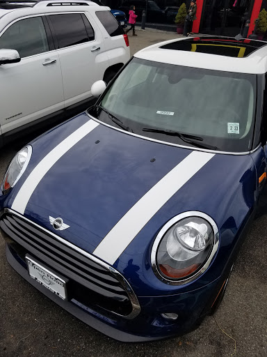 Car Dealer «Morristown Mini», reviews and photos, 198 Madison Ave, Morristown, NJ 07960, USA