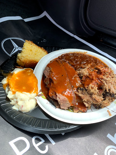 Mercedes Benz Dealer «Mercedes-Benz of Chantilly», reviews and photos, 14841 Stonecroft Blvd, Chantilly, VA 20151, USA