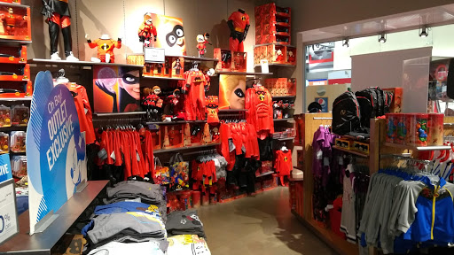 Toy Store «Disney Store», reviews and photos, 4286 Baldwin Rd, Auburn Hills, MI 48326, USA