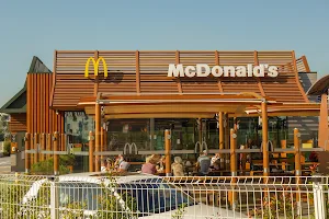 McDonald's - Gondomar image