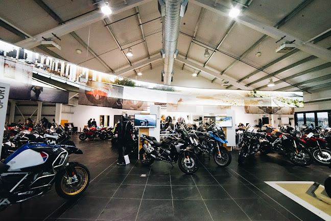 Reviews of Dick Lovett BMW Motorrad in Bristol - Motorcycle dealer