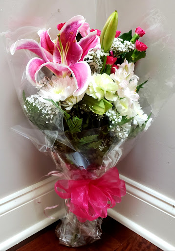 Florist «Flower Barn Of Hillsborough», reviews and photos, 1188 Millstone River Rd, Hillsborough Township, NJ 08844, USA