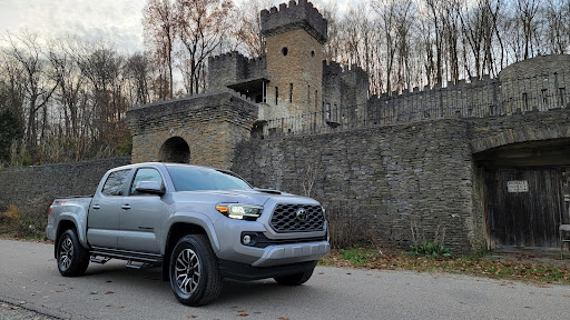 Toyota Dealer «Kings Toyota», reviews and photos, 9500 Kings Auto Mall Rd, Cincinnati, OH 45249, USA