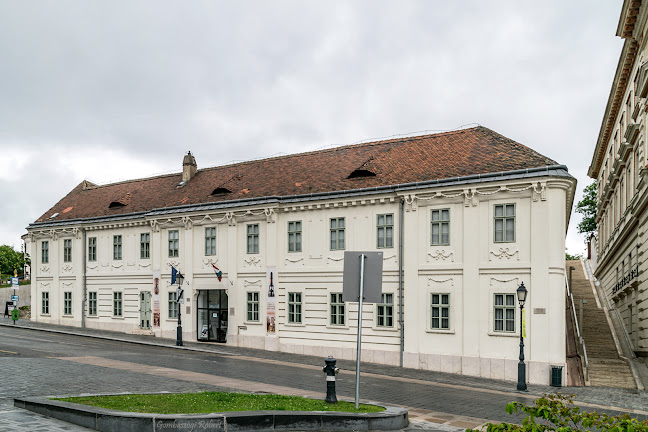 MNM Semmelweis Orvostörténeti Múzeum, Könyvtár és Adattár