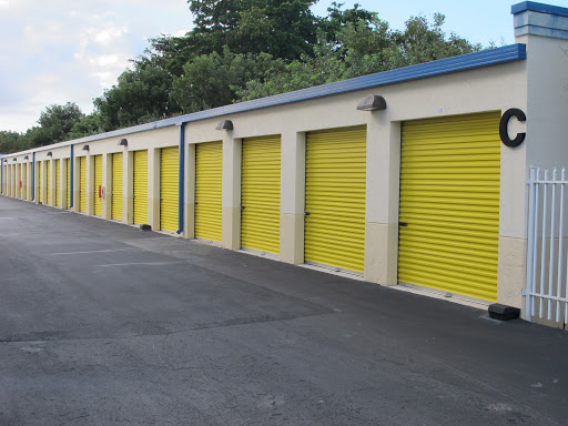 Self-Storage Facility «US Storage Centers», reviews and photos, 2765 NW 207th St, Miami Gardens, FL 33056, USA