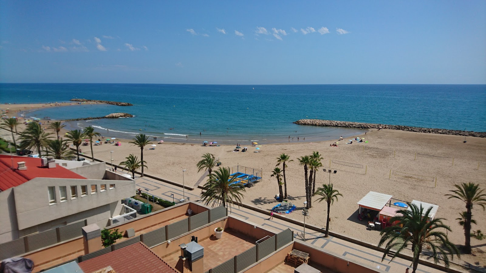 Playa de Cunit'in fotoğrafı imkanlar alanı