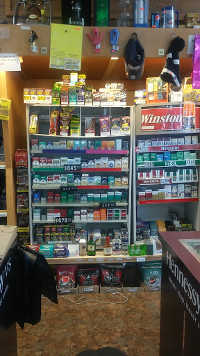 Liquor Store «White Center Liquor», reviews and photos, 9822 15th Ave SW, Seattle, WA 98106, USA