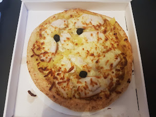 Photo n°37 de Les 4 Saisons Distribution - Distributeur à pizza à Nancy ()