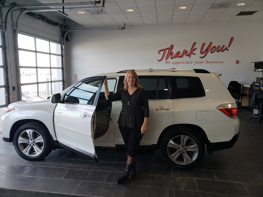 Car Dealer «Toyota of Des Moines», reviews and photos, 1650 SE 37th St, Grimes, IA 50111, USA