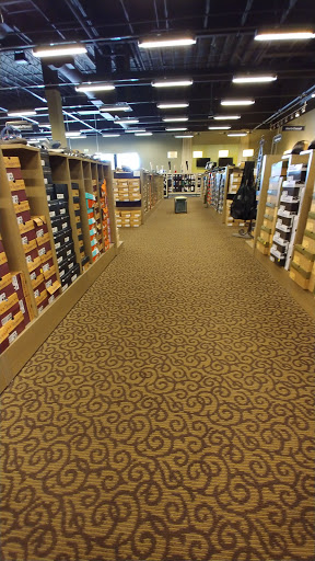 Shoe Store «DSW Designer Shoe Warehouse», reviews and photos, 1824 S 320th St, Federal Way, WA 98003, USA