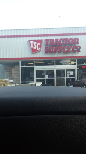 Home Improvement Store «Tractor Supply Co.», reviews and photos, 5111 Murfreesboro Rd, College Grove, TN 37046, USA