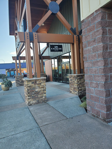 Shopping Mall «Centralia Outlets», reviews and photos, 1342 Lum Rd, Centralia, WA 98531, USA