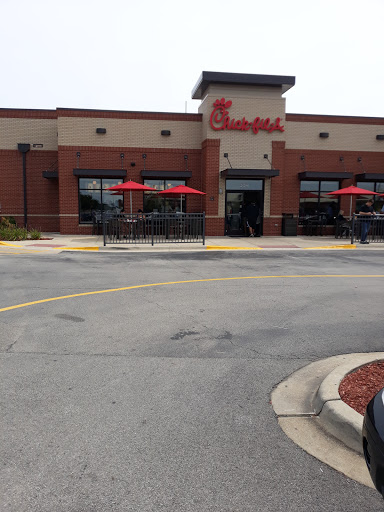 Fast Food Restaurant «Chick-fil-A», reviews and photos, 354 W Army Trail Rd, Bloomingdale, IL 60108, USA