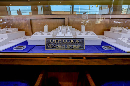 Jewelry Store «Calhoun Jewelers», reviews and photos, 500 Main St, Royersford, PA 19468, USA