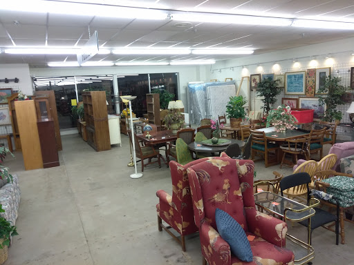 Thrift Store «The Salvation Army Family Store & Donation Center», reviews and photos, 51200 Van Dyke, Shelby Charter Township, MI 48316, USA
