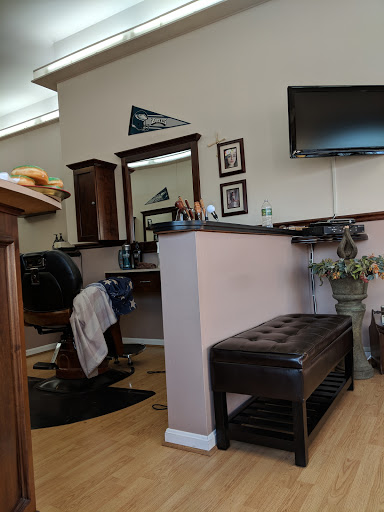 Barber Shop «Main Street Barber Shop», reviews and photos, 3 E Main St, Marlton, NJ 08053, USA