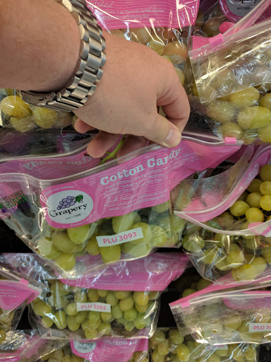 Supermarket «Hy-Vee», reviews and photos, 207 NE Englewood Rd, Kansas City, MO 64118, USA