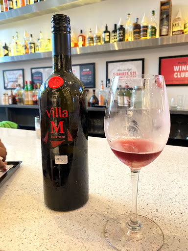 Bar «Wine on High Bar & Retail», reviews and photos, 789 N High St, Columbus, OH 43215, USA