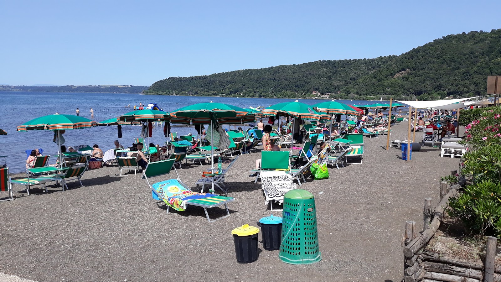 Foto de Vigna di valle área de complejo turístico de playa