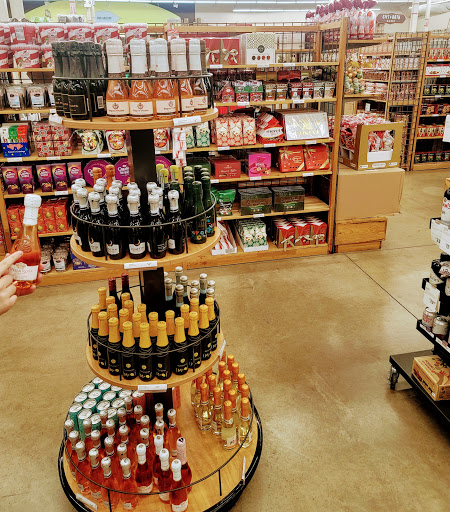 Furniture Store «Cost Plus World Market», reviews and photos, 2155 W 22nd St #500, Oak Brook, IL 60523, USA