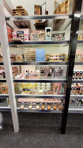 Outlet Mall «Tanger Outlet Columbus», reviews and photos, 400 South Wilson Road, Sunbury, OH 43074, USA