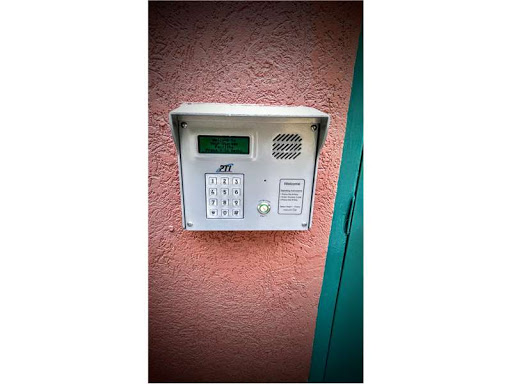 Storage Facility «Extra Space Storage», reviews and photos, 2820 Hollywood Rd, Falls Church, VA 22043, USA