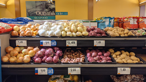 Grocery Store «Stop & Shop», reviews and photos, 2020 Norwich-New London Turnpike, Montville, CT 06353, USA