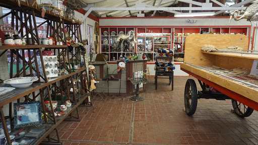 Florist «Loose Caboose LLC», reviews and photos, 18492 E Telegraph Rd, Santa Paula, CA 93060, USA