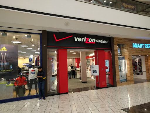 Cell Phone Store «Verizon», reviews and photos, 1460 Stoneridge Mall Rd e, Pleasanton, CA 94588, USA