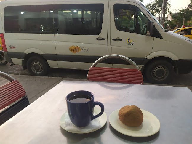 Opinii despre CFN Esmeraldas în Esmeraldas - Oficina de empresa