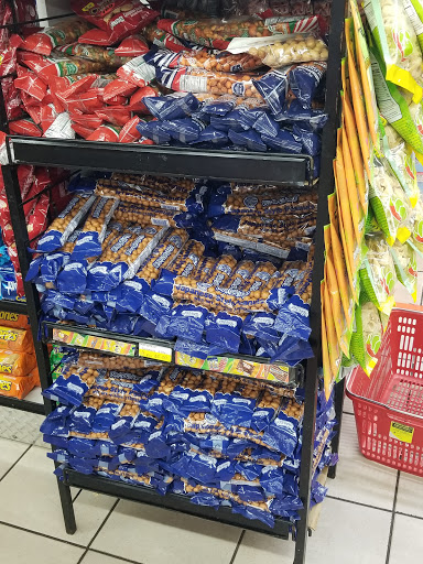 Grocery Store «Gonzales Supermarket», reviews and photos, 652 Collins St, Joliet, IL 60432, USA