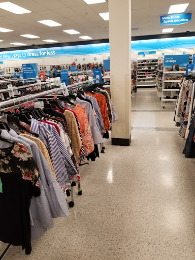 Clothing Store «Ross Dress for Less», reviews and photos, 1955 W Craig Rd, North Las Vegas, NV 89032, USA