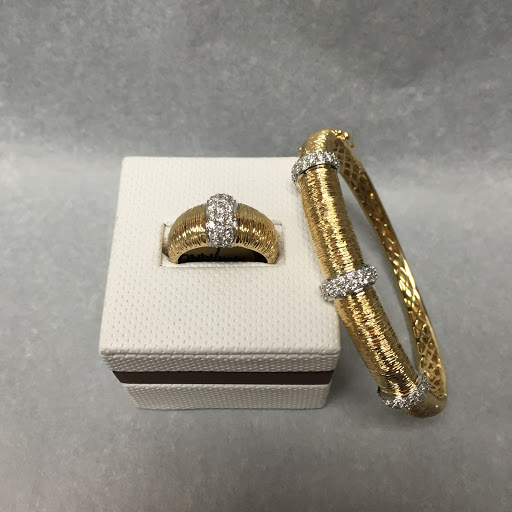 Jewelry Designer «The Jewelry Store», reviews and photos, 3601 E 29th St, Bryan, TX 77802, USA