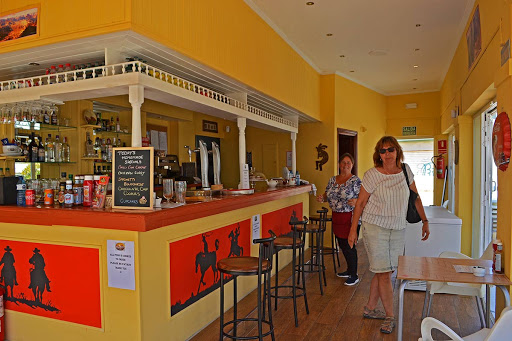 Cafe Bar Albatros - C. Albatros, 29630 Benalmádena, Málaga