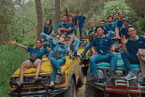 jeep wisata tawangmangu jip image