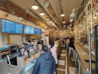 Atmosphère du Restauration rapide BAGELSTEIN • Bagels & Coffee shop à Paris - n°7