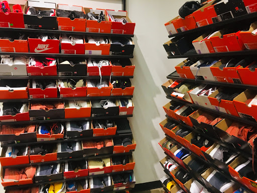 Sporting Goods Store «Nike Factory Store», reviews and photos, 3000 Grapevine Mills Pkwy #611, Grapevine, TX 76051, USA