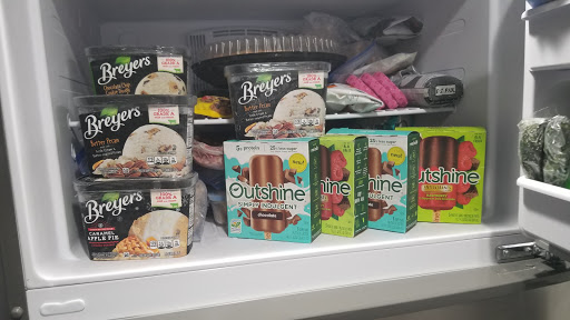 Grocery Store «Giant Food», reviews and photos, 10480 Campus Way S, Kettering, MD 20774, USA