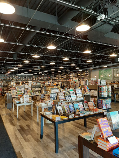 Book Store «Bookbug - An Independent Bookstore for All Ages», reviews and photos, 3019 Oakland Dr, Kalamazoo, MI 49008, USA