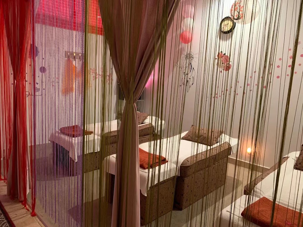 Sakura Foot Massage 60561