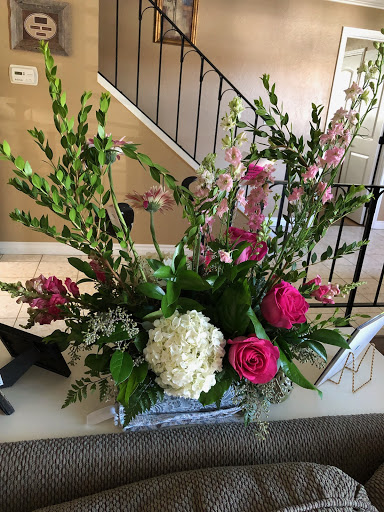 Florist «Garden Gate & Twigs», reviews and photos, 19685 Yorba Linda Blvd, Yorba Linda, CA 92886, USA
