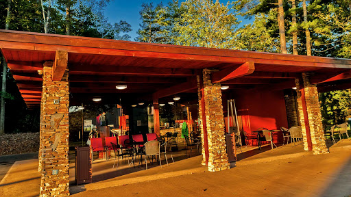 RedTail Mountain Resort, 300 Clubhouse Ln, Mountain City, TN 37683, Resort