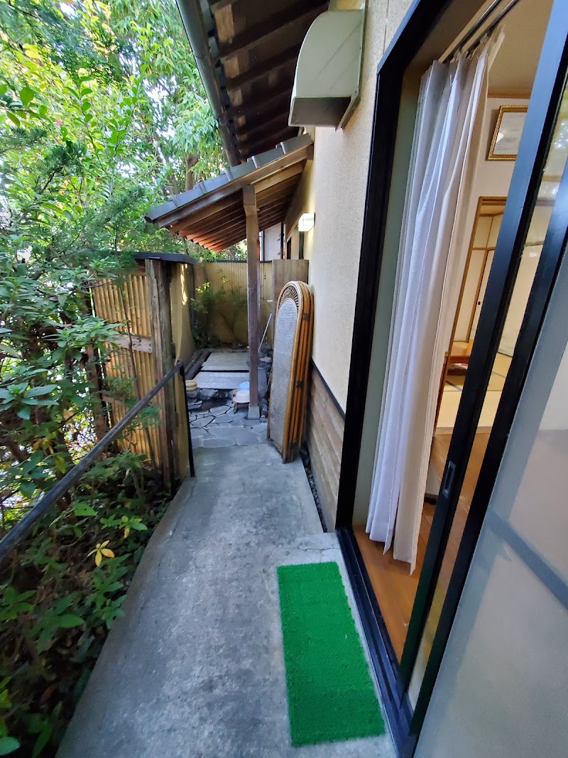 ゆすらうめ 大分県由布市湯布院町川南 旅館 宿泊施設 グルコミ